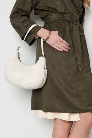 Fluffy city bag h5 Picture2